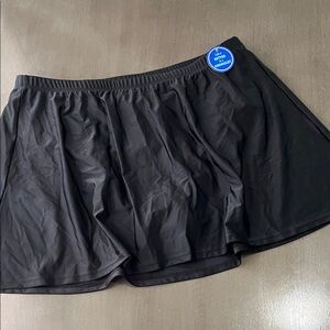 Swimsuits For All Black Nylon-Spandex Swim Skirt lined women’s size 18